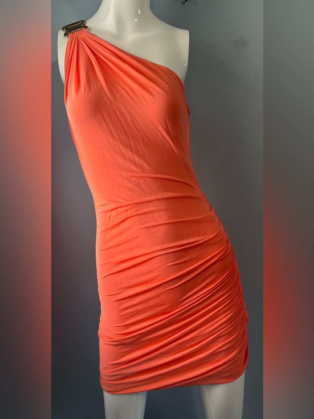 Marciano By Guess One-Shoulder Coral Bodycon Ruched Mini Dress GoldChain Size XS